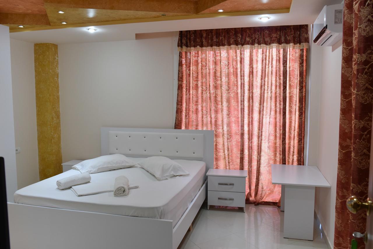 Hotel Sunrise Golem  Esterno foto