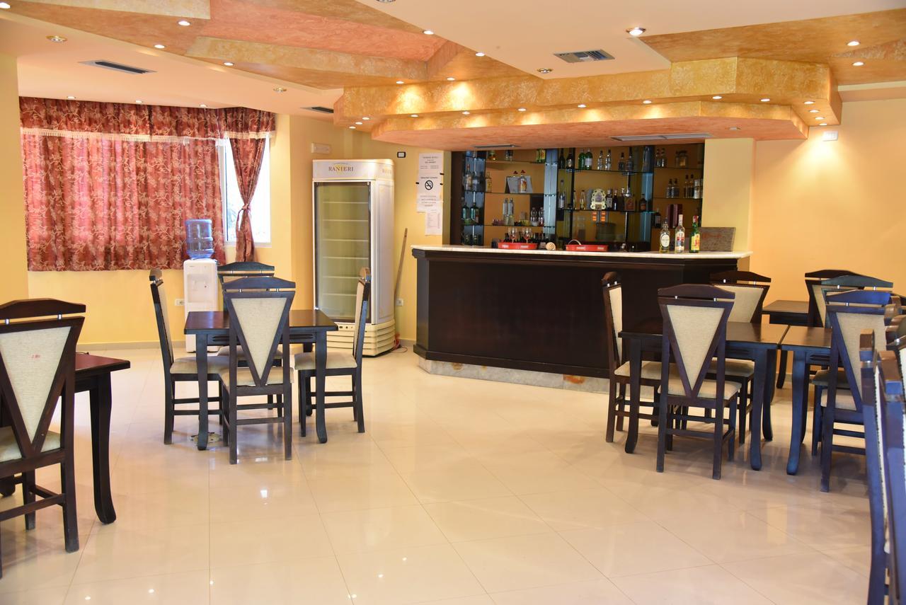 Hotel Sunrise Golem  Esterno foto